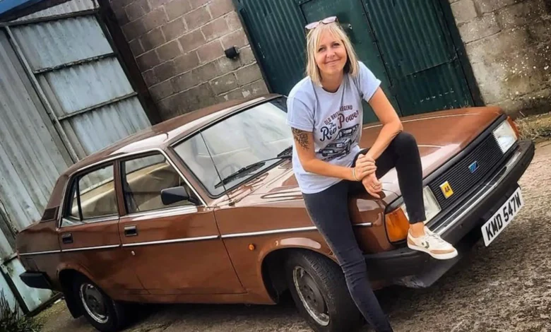 why did sarah leave bangers and cash