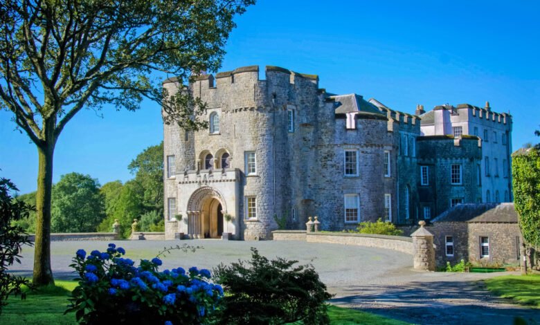 picton castle opening times