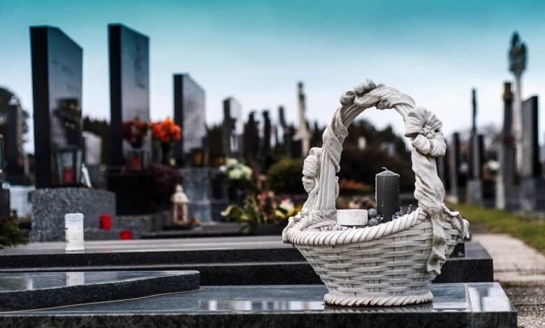 can you cremate someone yourself